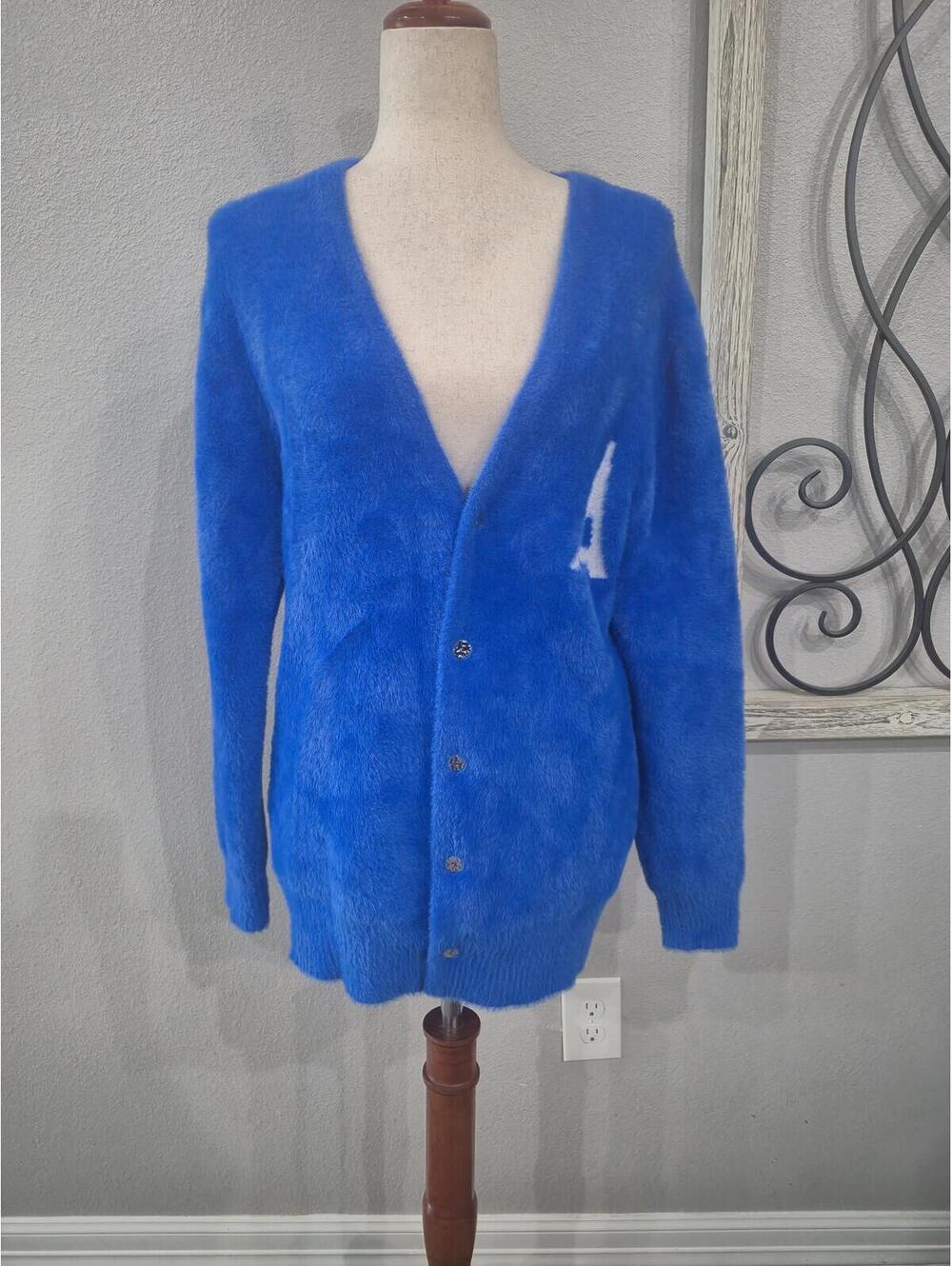 MANIERE DE VOIR Blue Cardigan Size Medium